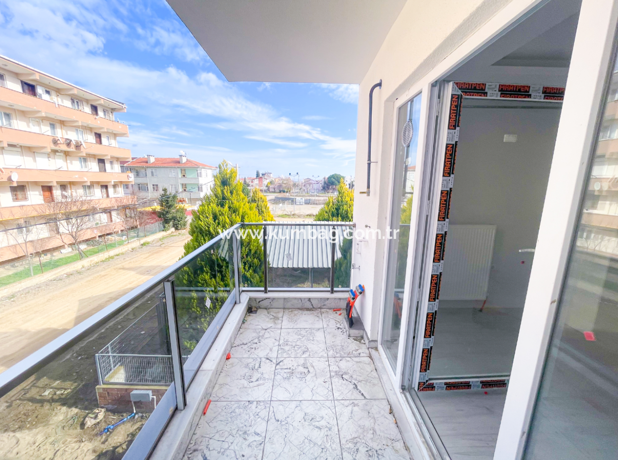 2 1 Flats For Sale In A New Building In Kumbağ With Spaciousness And Close To The Sea