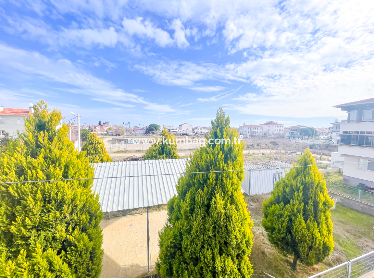 2 1 Flats For Sale In A New Building In Kumbağ With Spaciousness And Close To The Sea