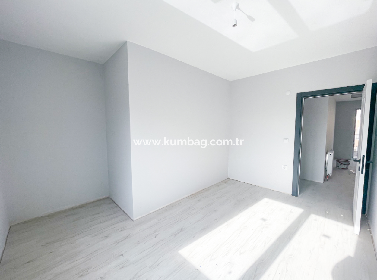 2 1 Flats For Sale In A New Building In Kumbağ With Spaciousness And Close To The Sea