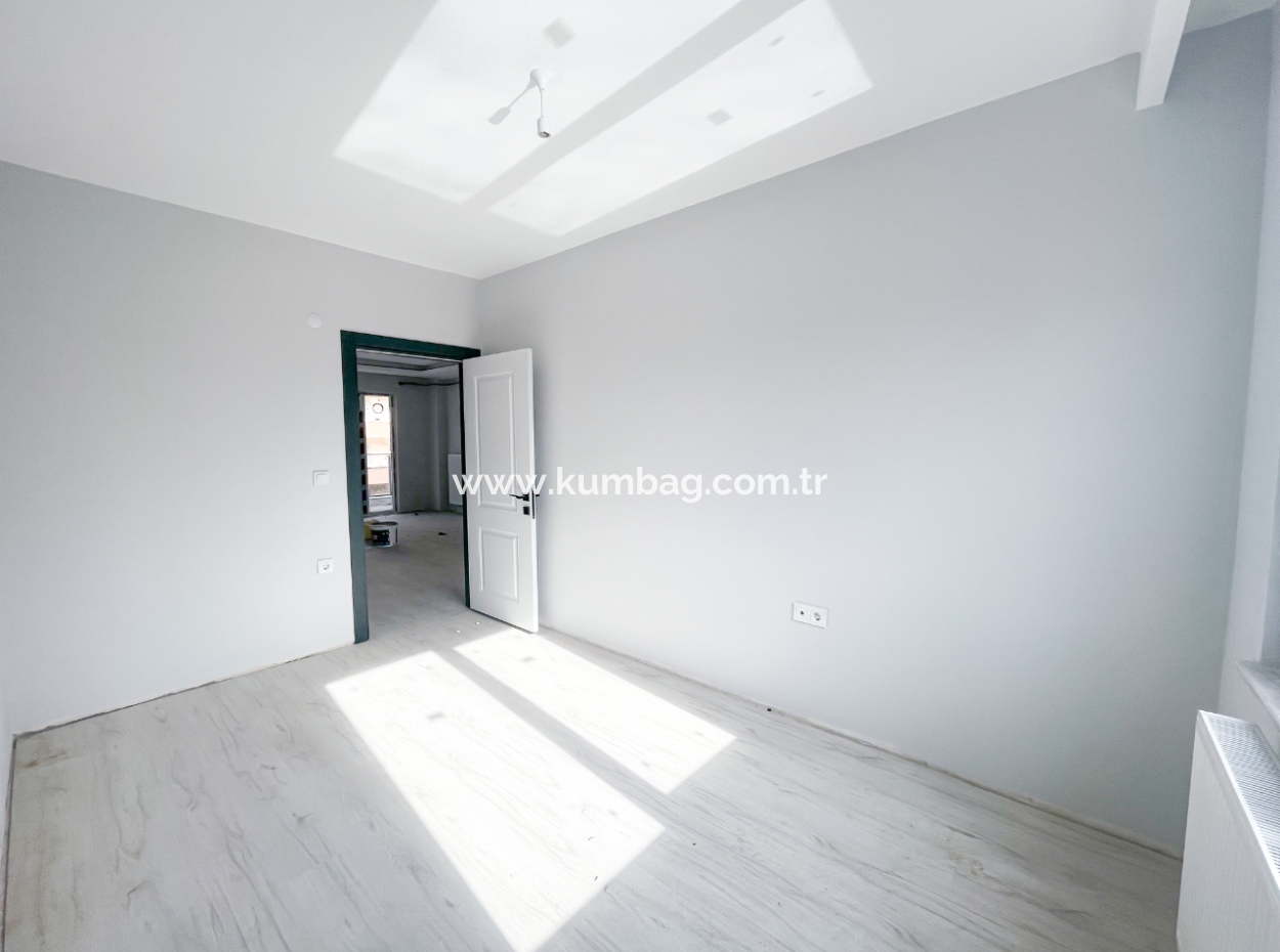 2 1 Flats For Sale In A New Building In Kumbağ With Spaciousness And Close To The Sea
