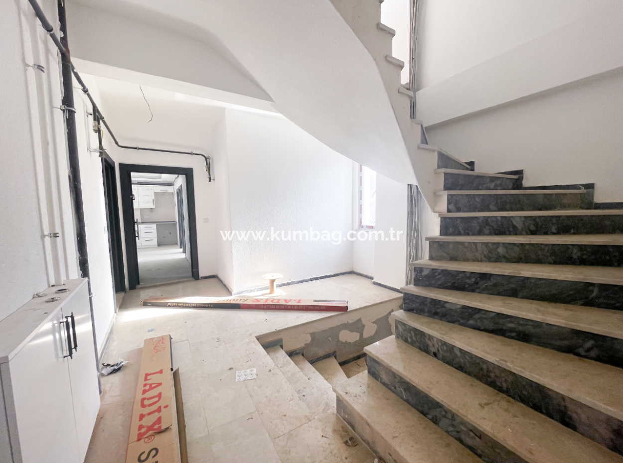 2 1 Flats For Sale In A New Building In Kumbağ With Spaciousness And Close To The Sea