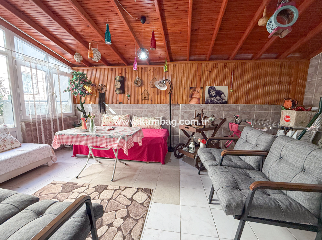 3 1 Flat For Sale Very Large With Double Garden On Kumbağ Market Street 