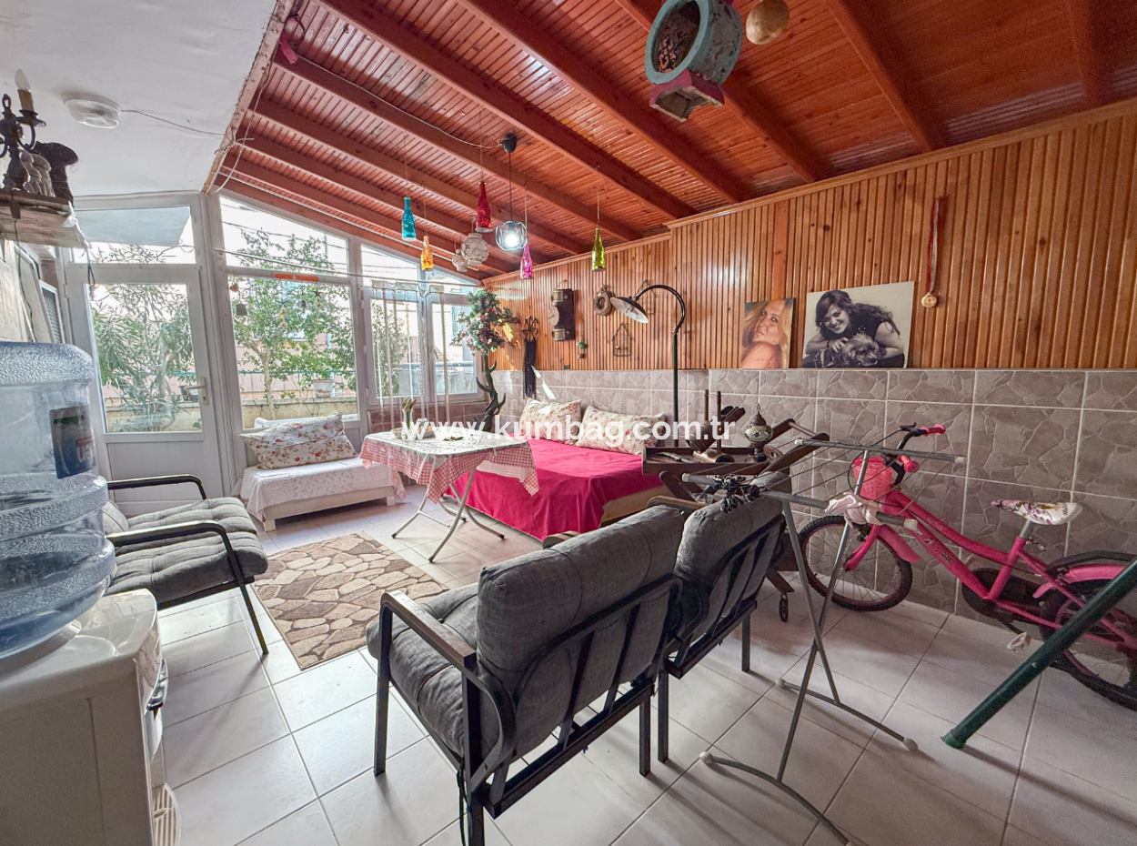 3 1 Flat For Sale Very Large With Double Garden On Kumbağ Market Street 