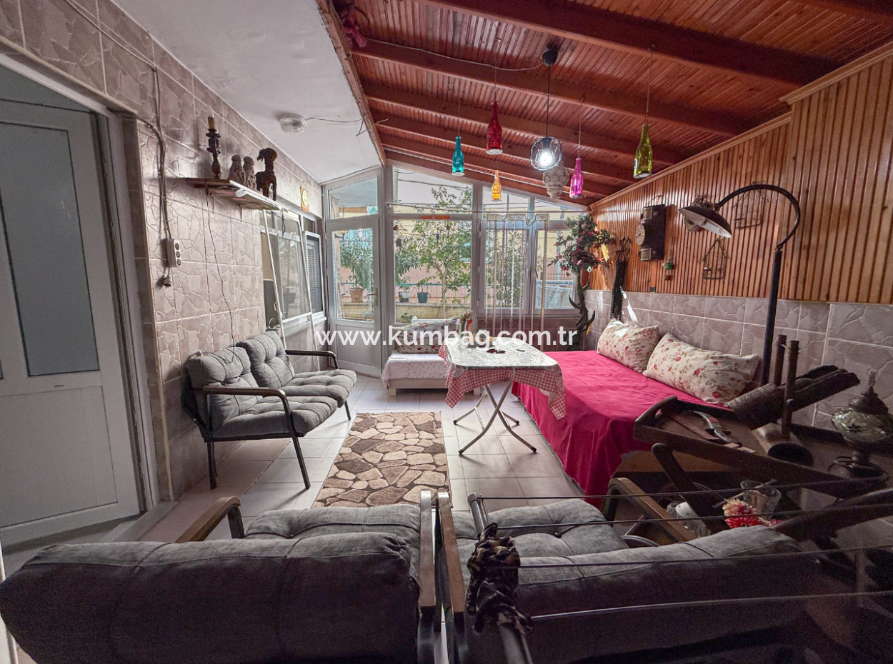 3 1 Flat For Sale Very Large With Double Garden On Kumbağ Market Street 