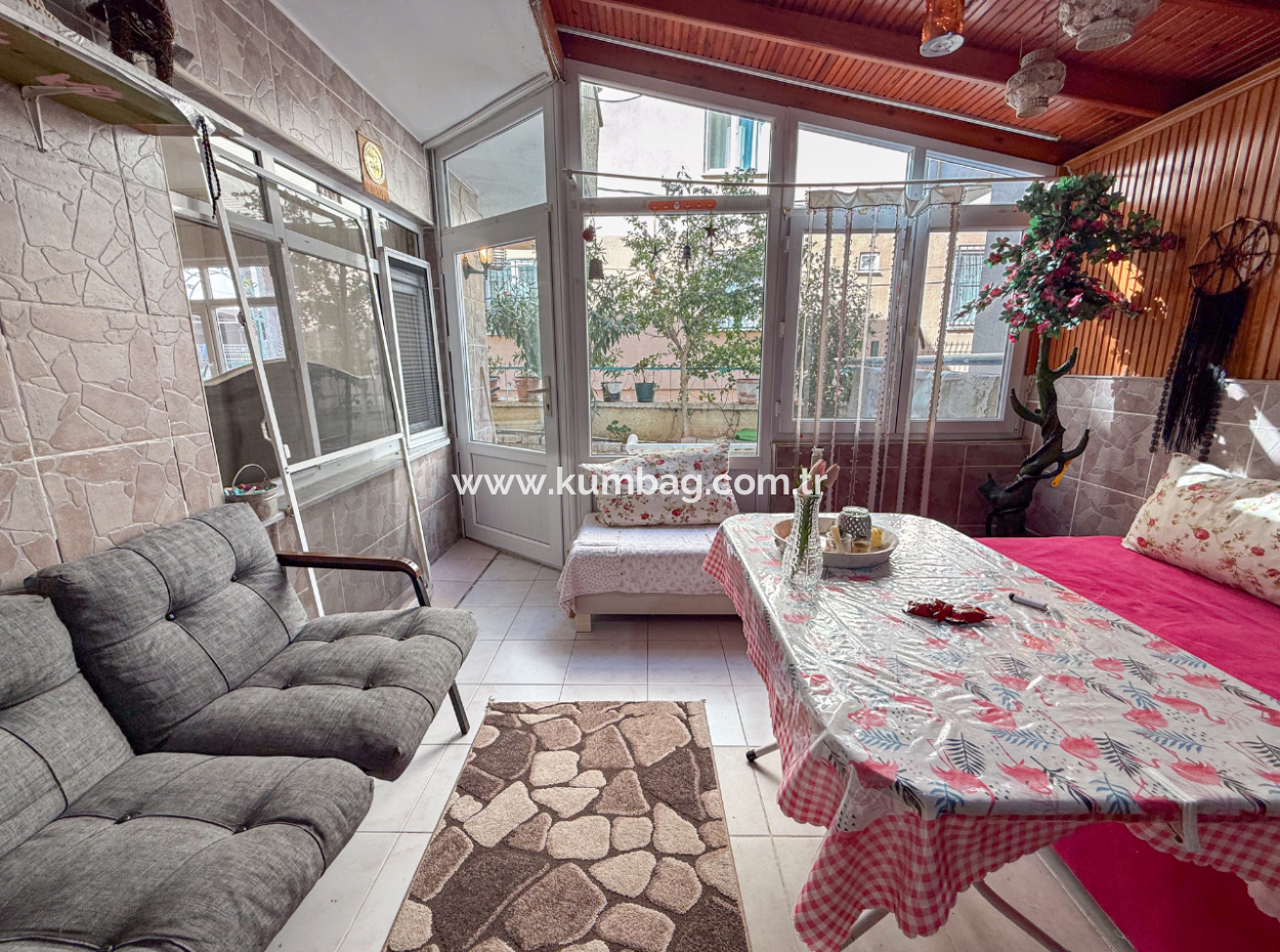 3 1 Flat For Sale Very Large With Double Garden On Kumbağ Market Street 