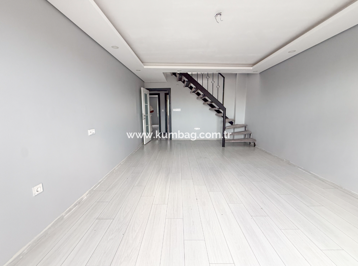Double Terrace Duplex Sea View For Rent In Altinova 3 1