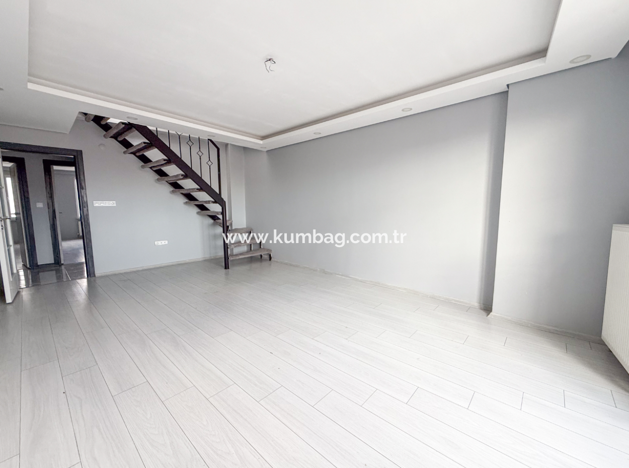 Double Terrace Duplex Sea View For Rent In Altinova 3 1