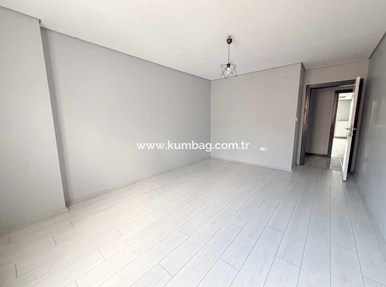 Double Terrace Duplex Sea View For Rent In Altinova 3 1