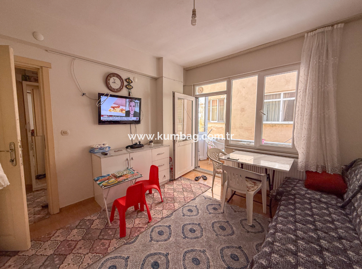 1 1 Apartment For Sale In A Central Location In Kumbağ
