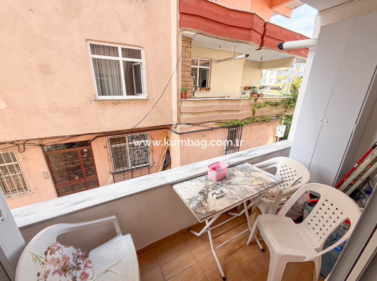 1 1 Apartment For Sale In A Central Location In Kumbağ