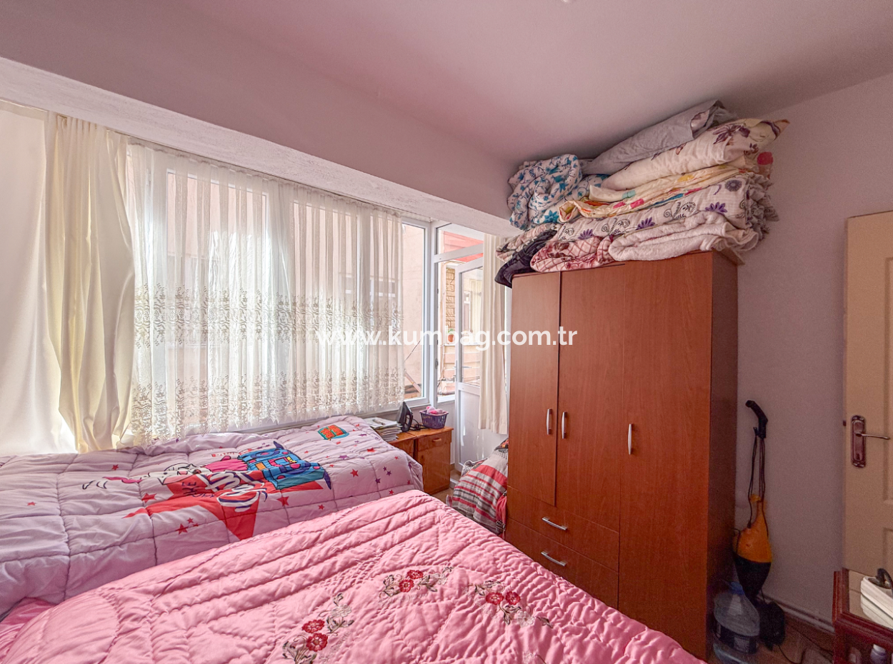 1 1 Apartment For Sale In A Central Location In Kumbağ