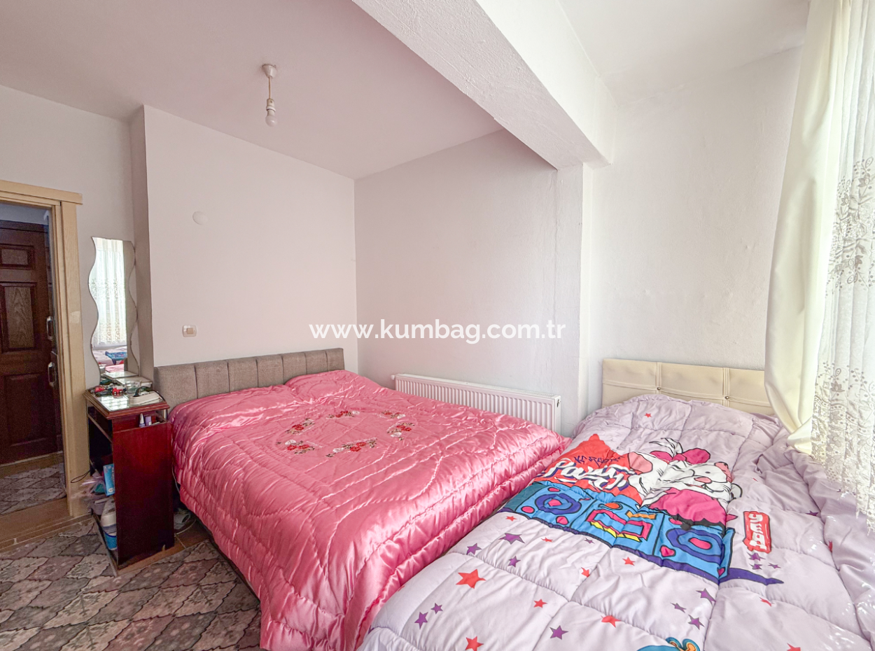 1 1 Apartment For Sale In A Central Location In Kumbağ