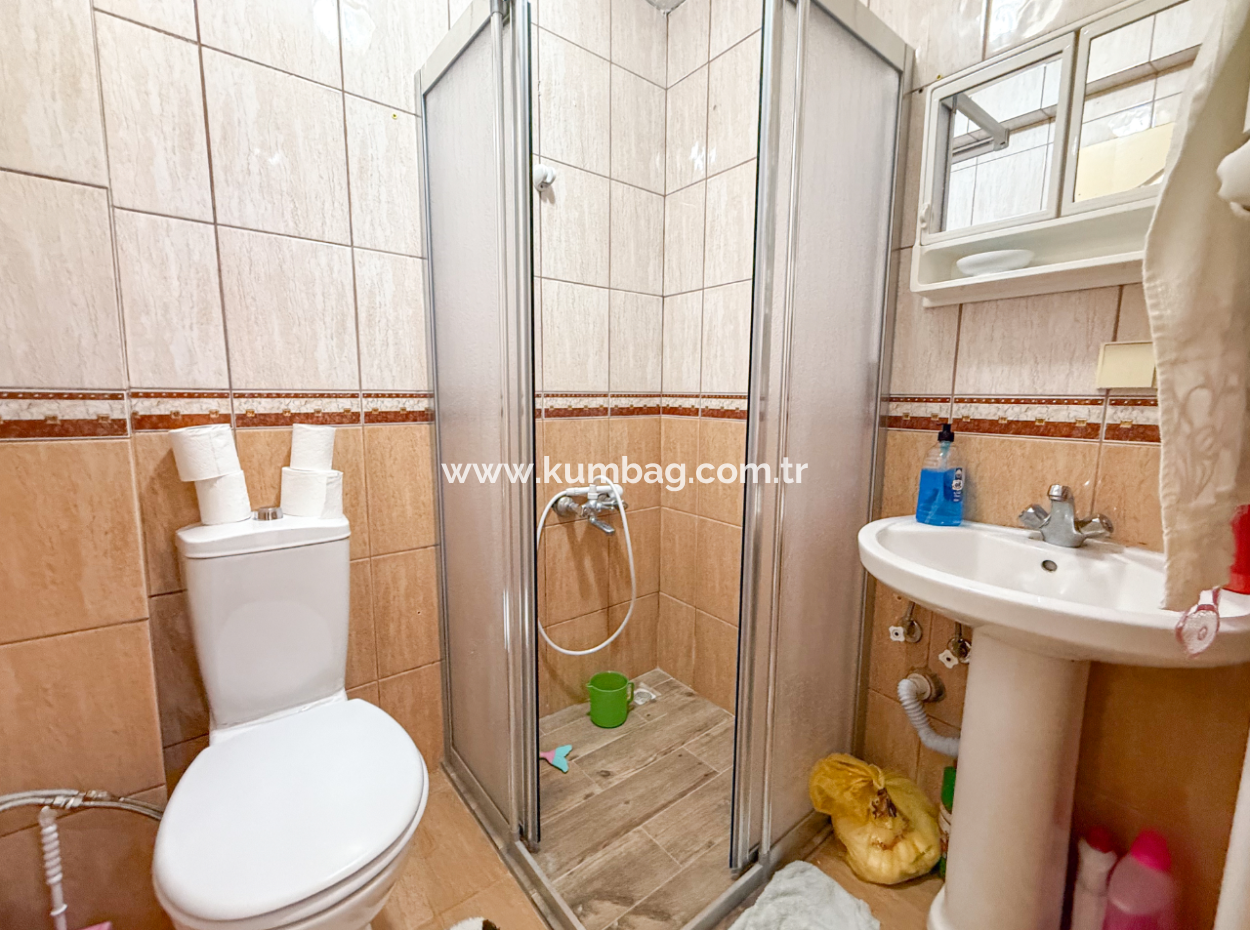 1 1 Apartment For Sale In A Central Location In Kumbağ