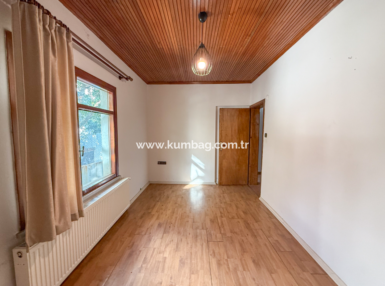 3 1 Villas And 300 M2 Zoned Land For Sale In The Center Of Kumbağ