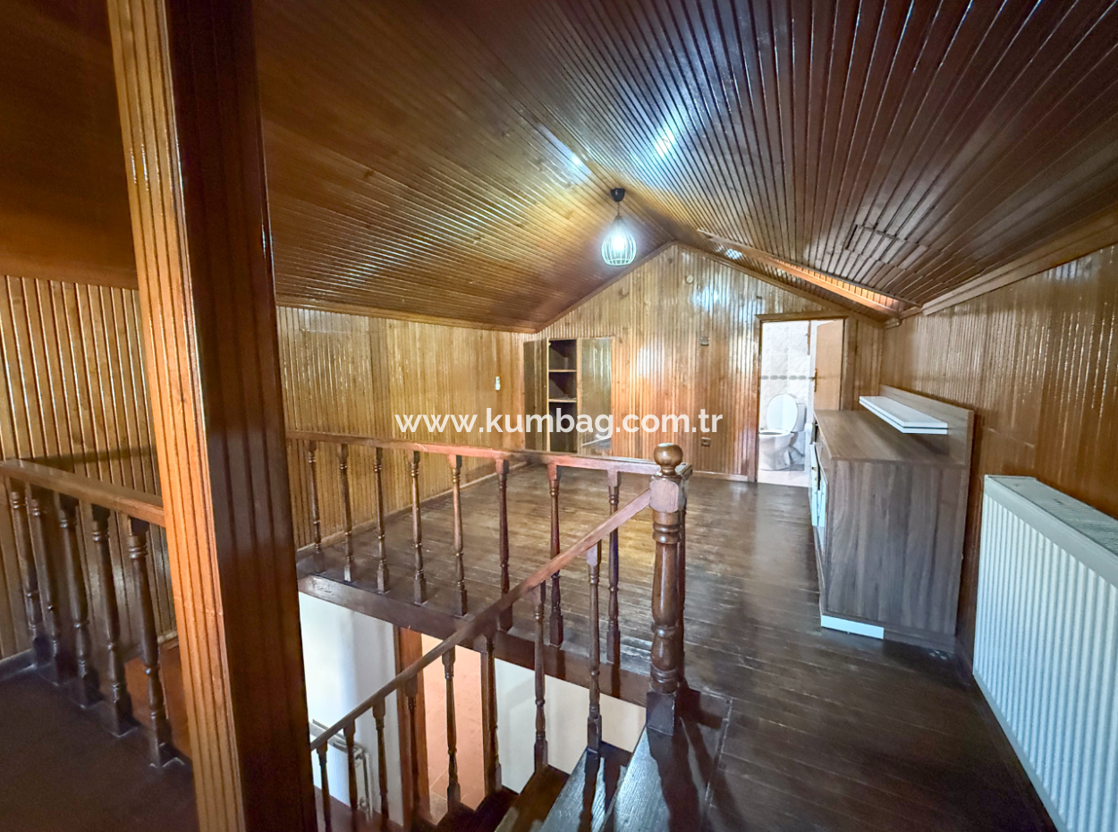 3 1 Villas And 300 M2 Zoned Land For Sale In The Center Of Kumbağ