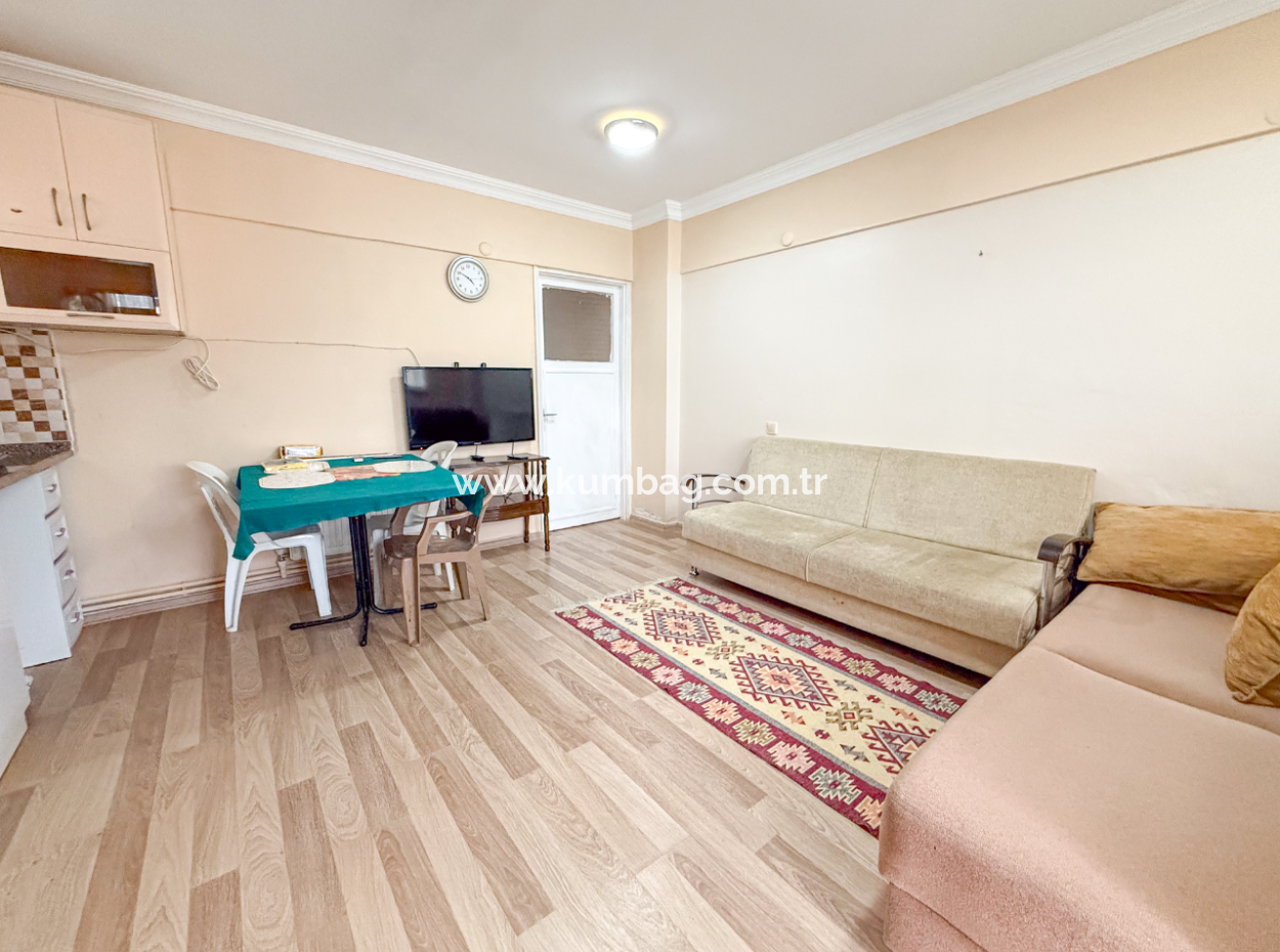 Fully Furnished Apartment For Sale 1 1 With Garden In Central Location Of Kumbağ