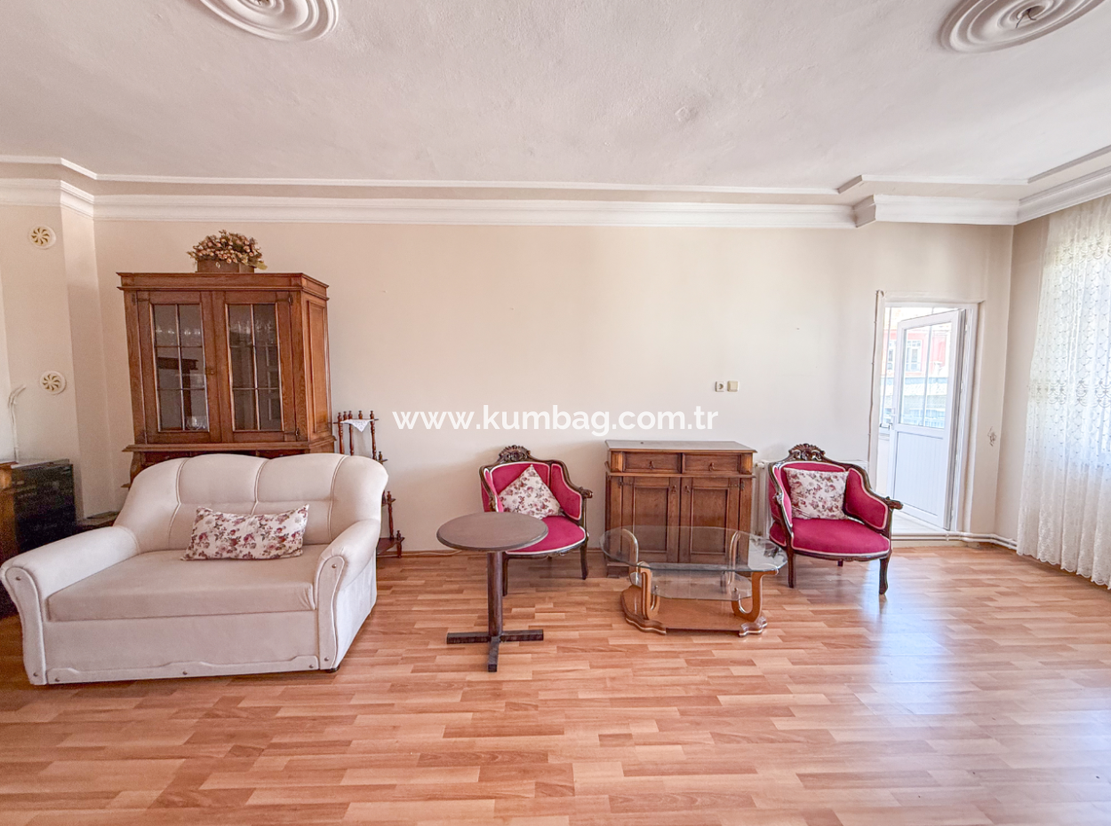 2 1 Flat For Sale With Elevator On Muratli Street