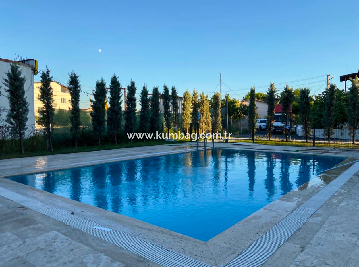 2 1 Flats For Sale With Garden In Boutique Site With Pool In Kumbağ