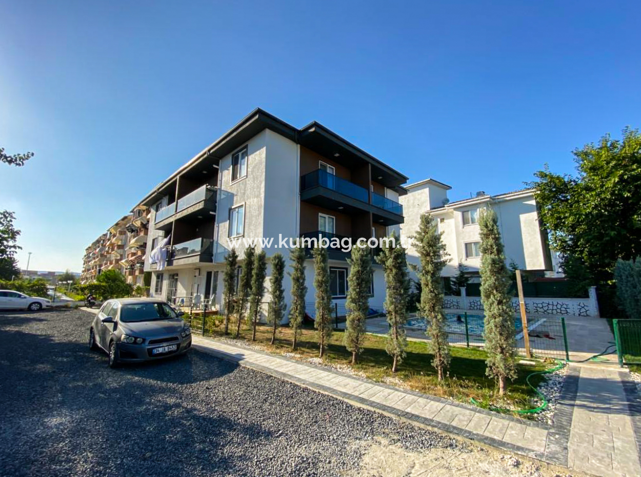 2 1 Flats For Sale With Garden In Boutique Site With Pool In Kumbağ