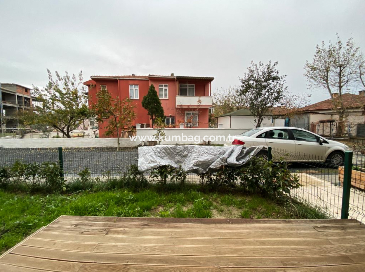 2 1 Flats For Sale With Garden In Boutique Site With Pool In Kumbağ