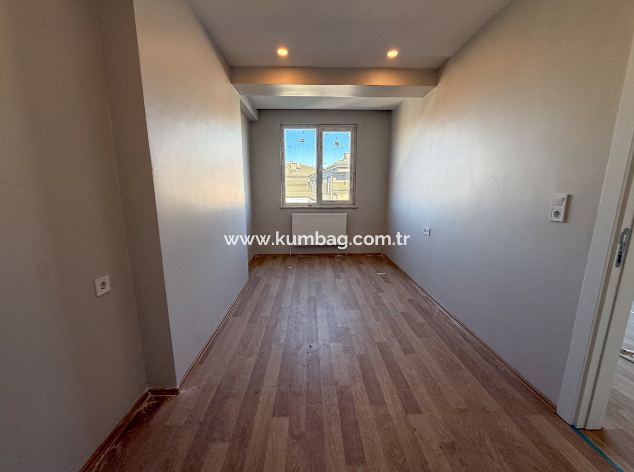 Luxury 1 1 Flat For Rent Close To The Sea In A Complex With Kumbağ Pool