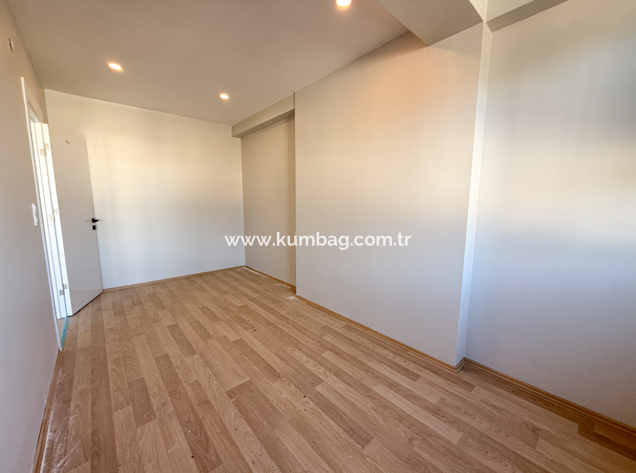 Luxury 1 1 Flat For Rent Close To The Sea In A Complex With Kumbağ Pool