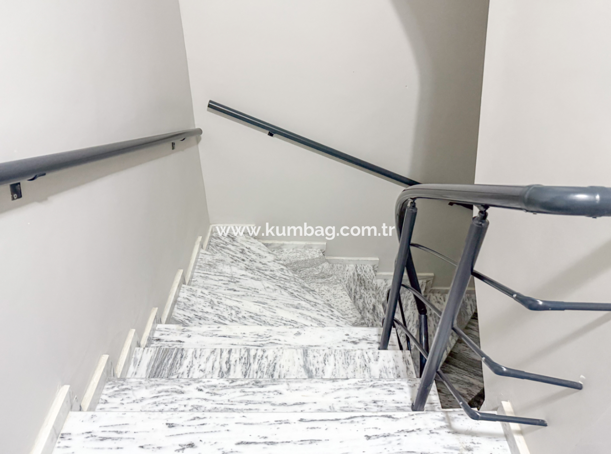 Luxury 1 1 Flat For Rent Close To The Sea In A Complex With Kumbağ Pool