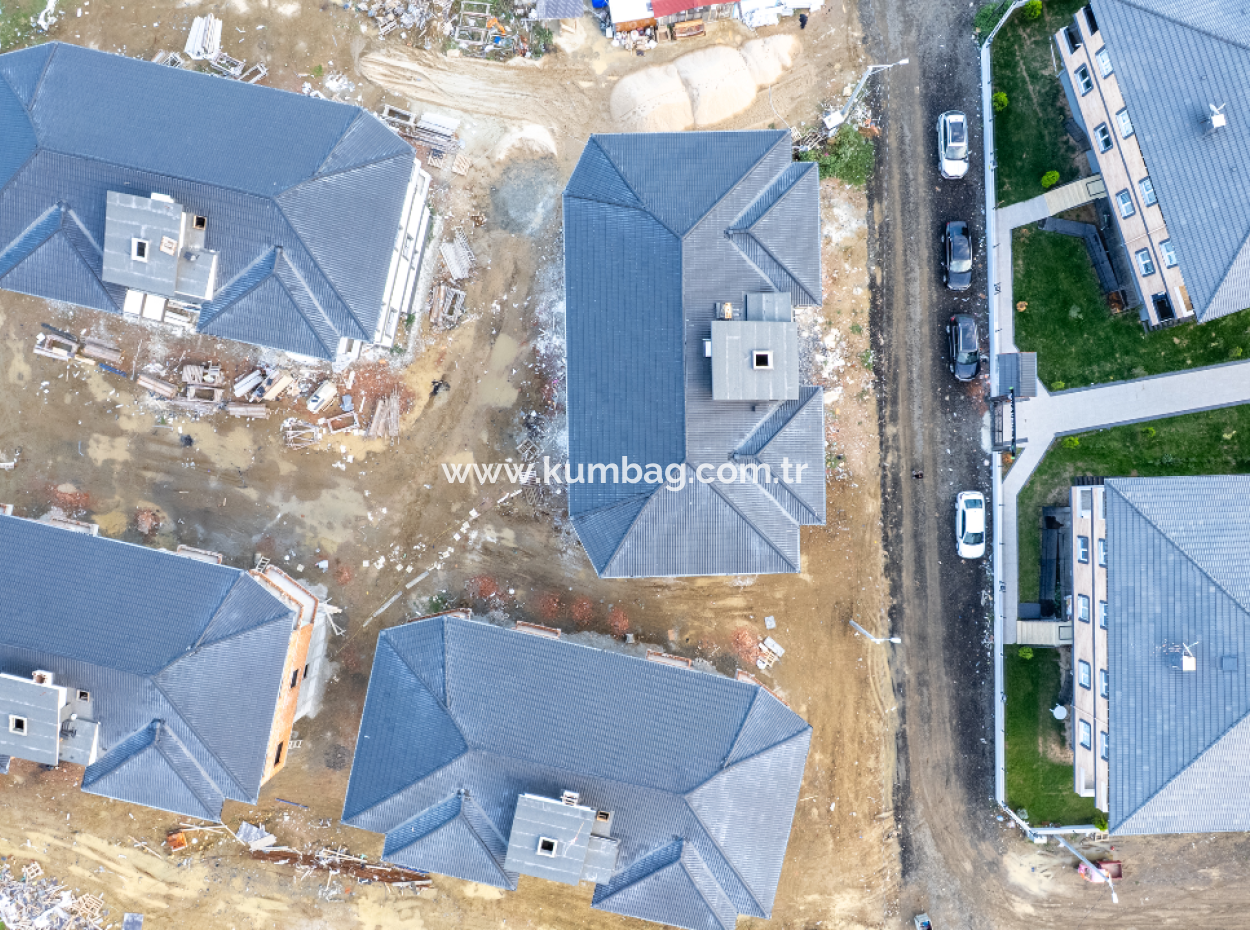 2 1 Flats For Sale In Kumbağ Luxury Pool Yonca Evleri Complex