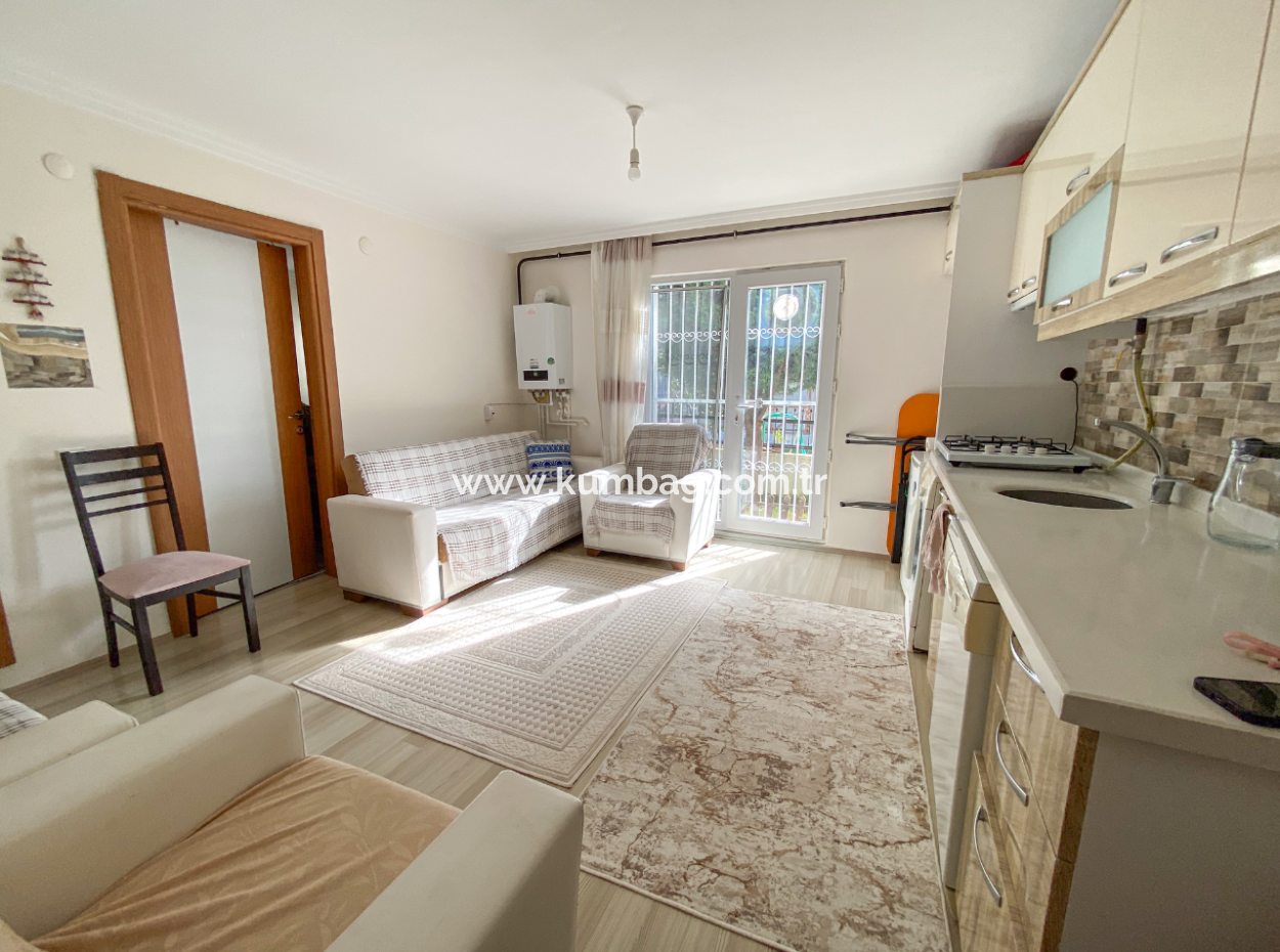 Iskanli Bahçe Floor 1 1 Flat On The Sea Side Of The Street In Kumbağ