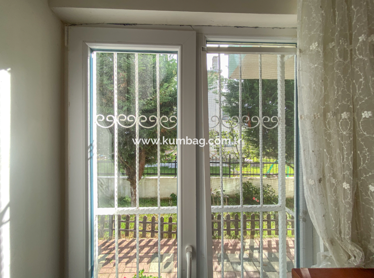 Iskanli Bahçe Floor 1 1 Flat On The Sea Side Of The Street In Kumbağ