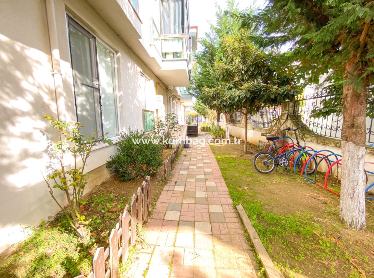 Iskanli Bahçe Floor 1 1 Flat On The Sea Side Of The Street In Kumbağ
