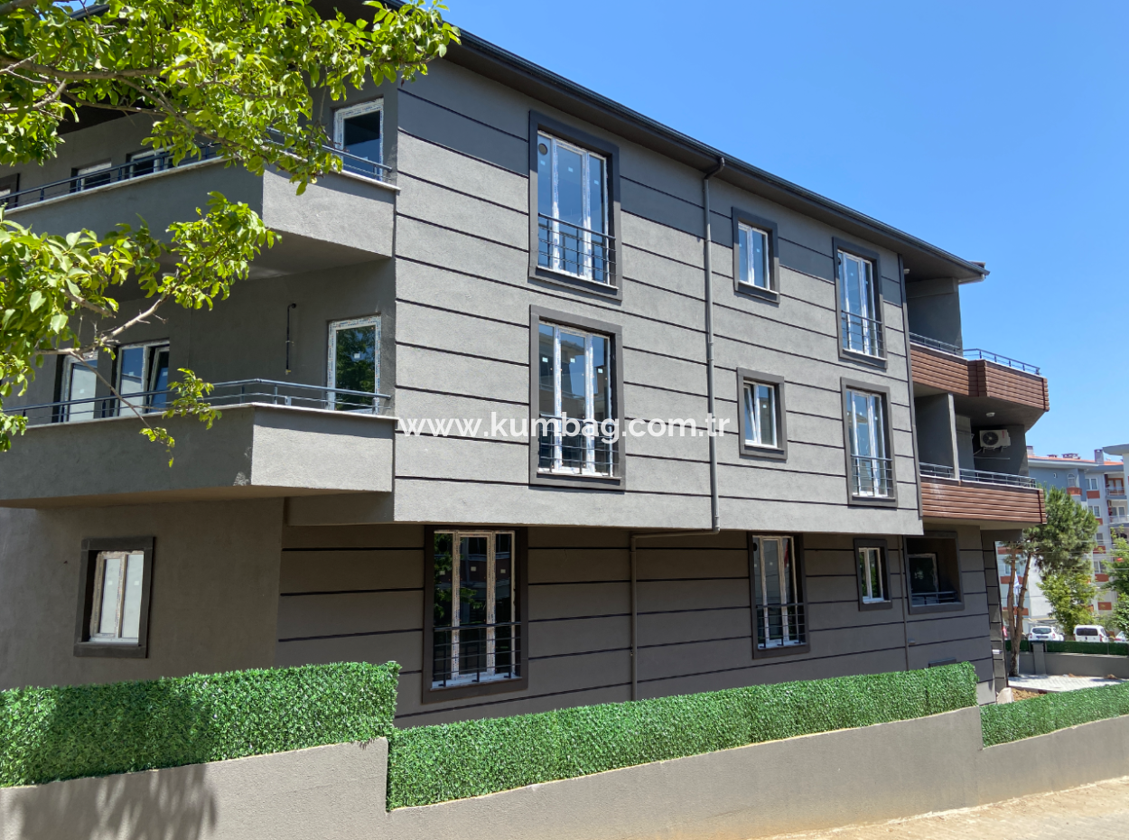 Large And Spacious 2 1 Flat For Sale On The Main Street In Kumbağ