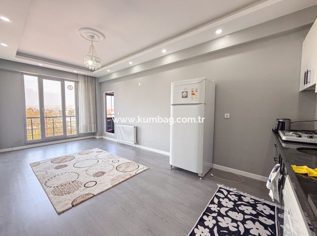 Large And Spacious 2 1 Flat For Sale On The Main Street In Kumbağ