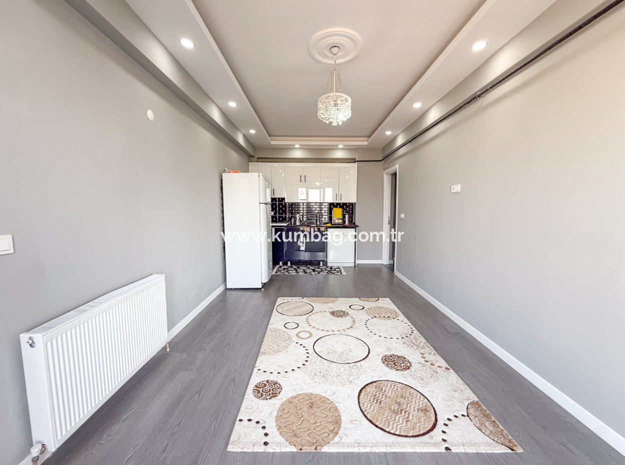 Large And Spacious 2 1 Flat For Sale On The Main Street In Kumbağ