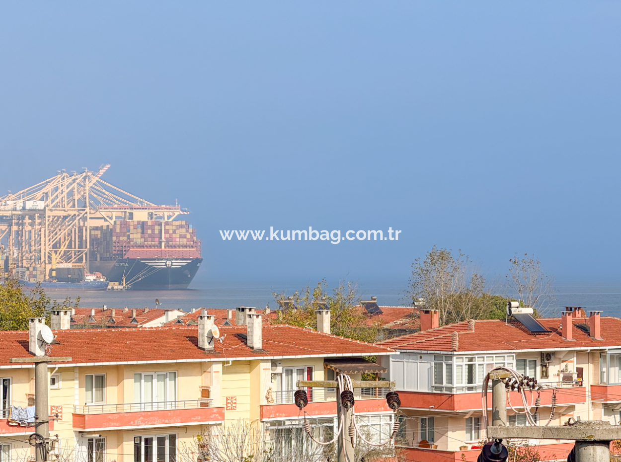 Large And Spacious 2 1 Flat For Sale On The Main Street In Kumbağ