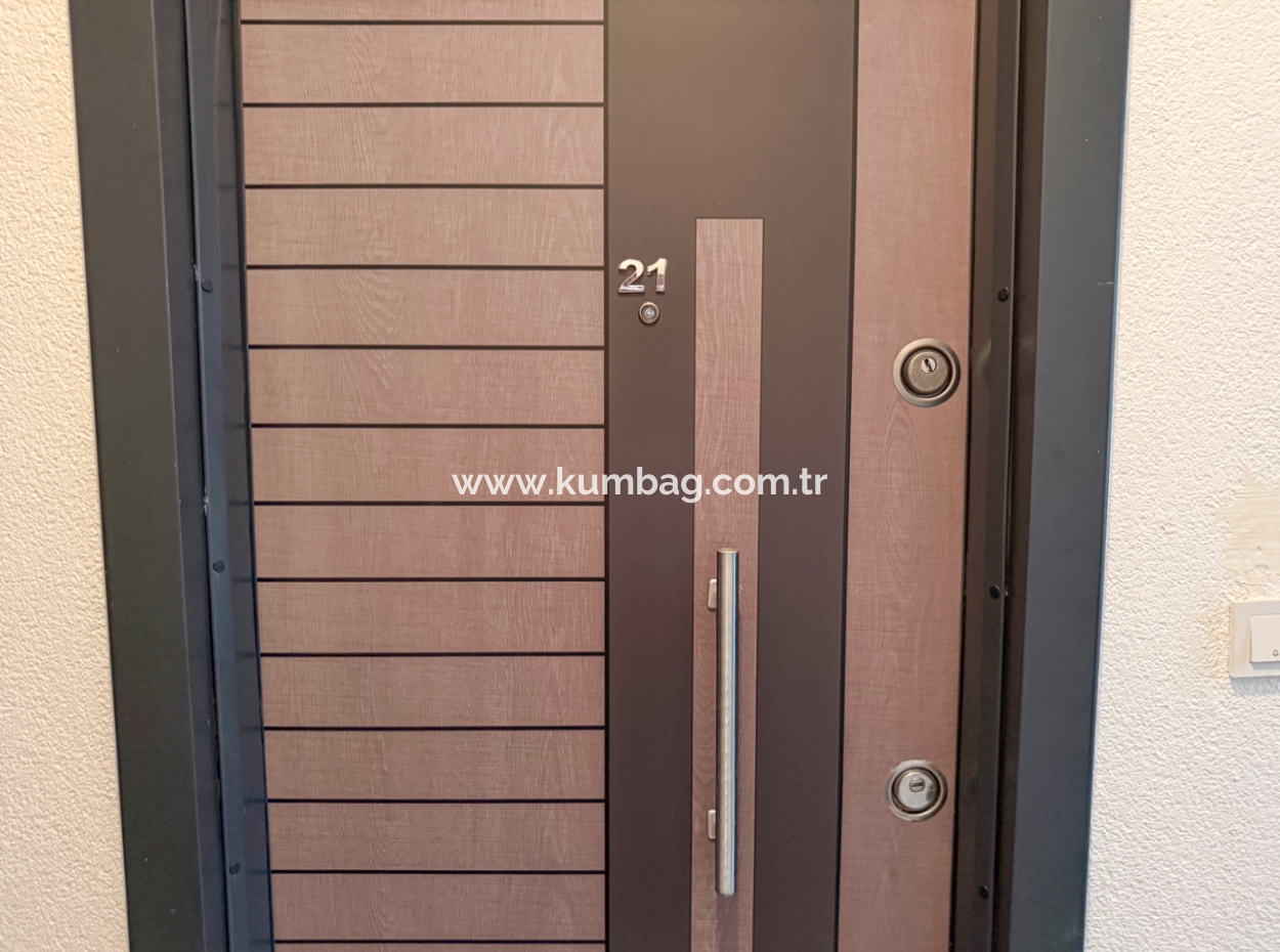 Large And Spacious 2 1 Flat For Sale On The Main Street In Kumbağ