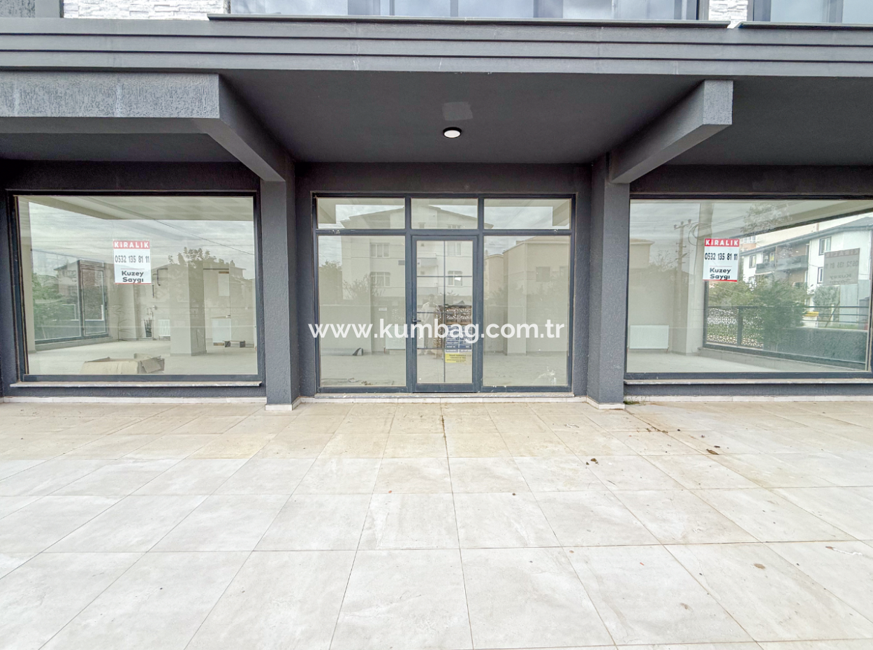 Large And Warehouse Shop For Rent On Kumbağ Busy Main Street