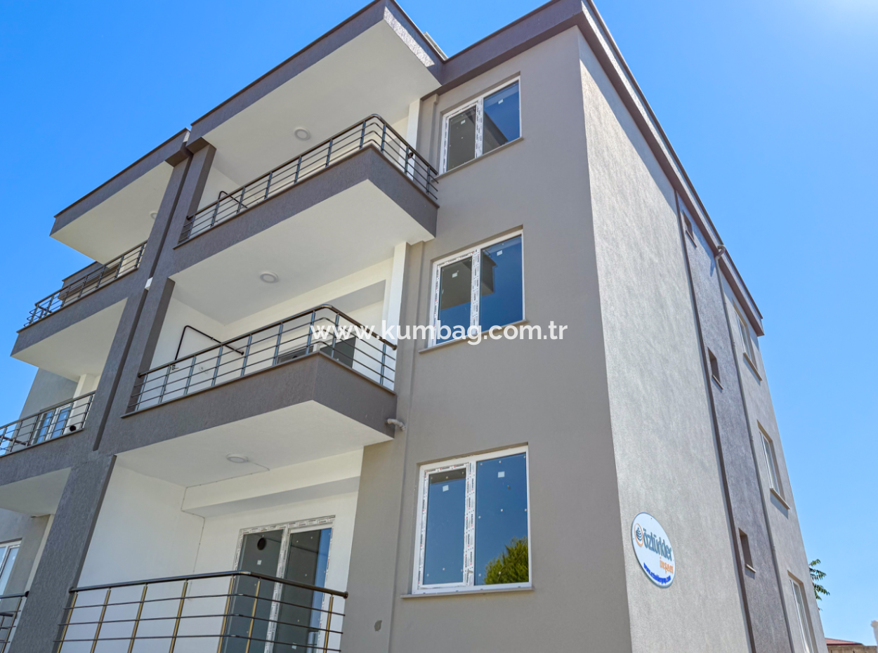 Spacious New 2 1 Flat For Sale With En-Suite Bathroom In Kumbağ