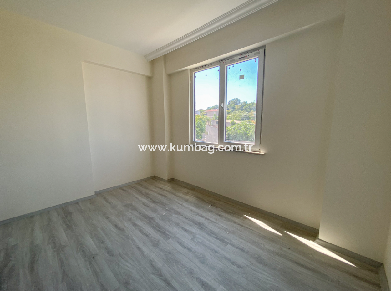 Spacious New 2 1 Flat For Sale With En-Suite Bathroom In Kumbağ