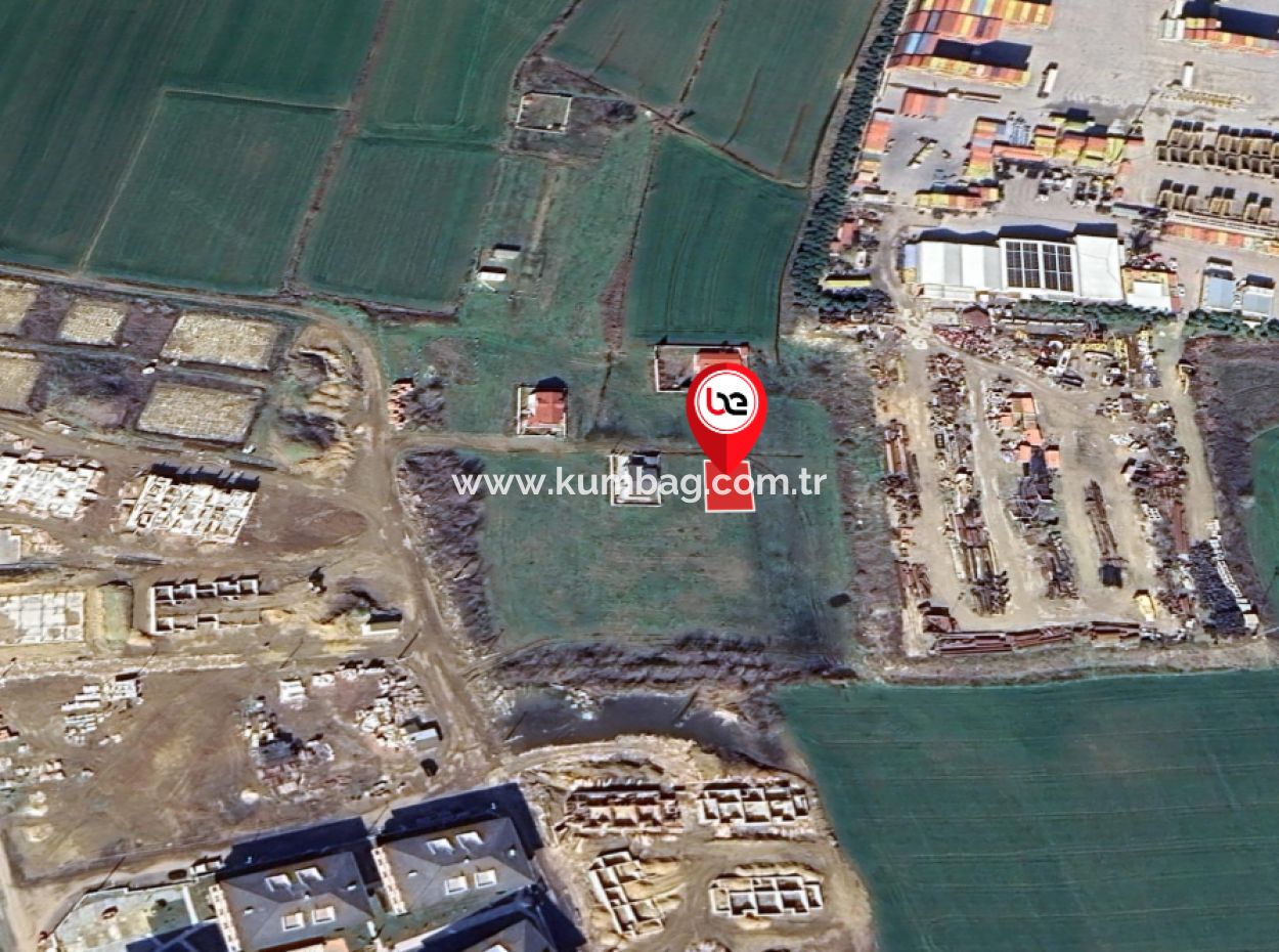 248 Square Meters 3-Storey Zoned Land For Sale In Kumbağ
