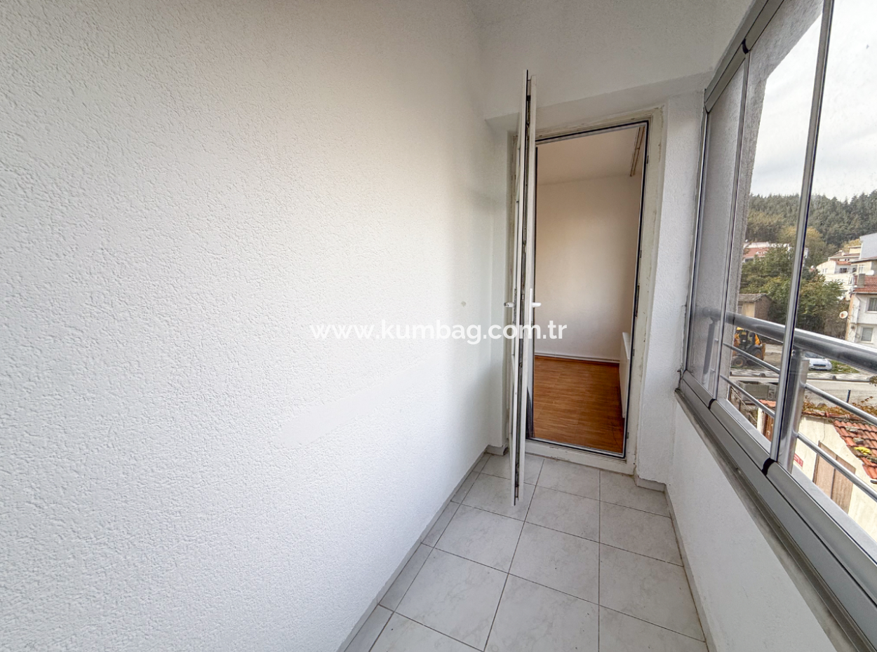 1 1 Rent With Double Balcony In A Seafront Building On Kumbağ Promenade