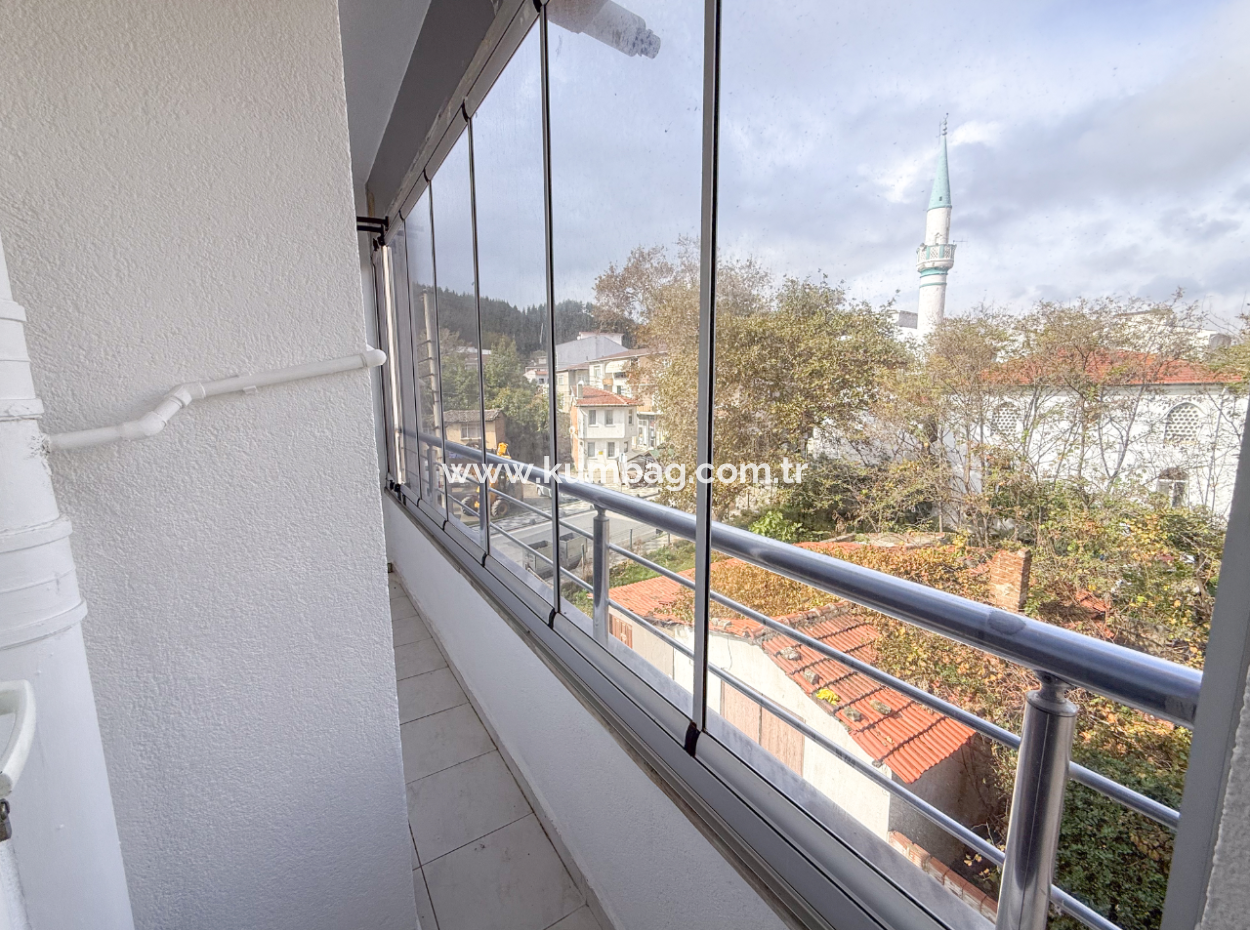 1 1 Rent With Double Balcony In A Seafront Building On Kumbağ Promenade