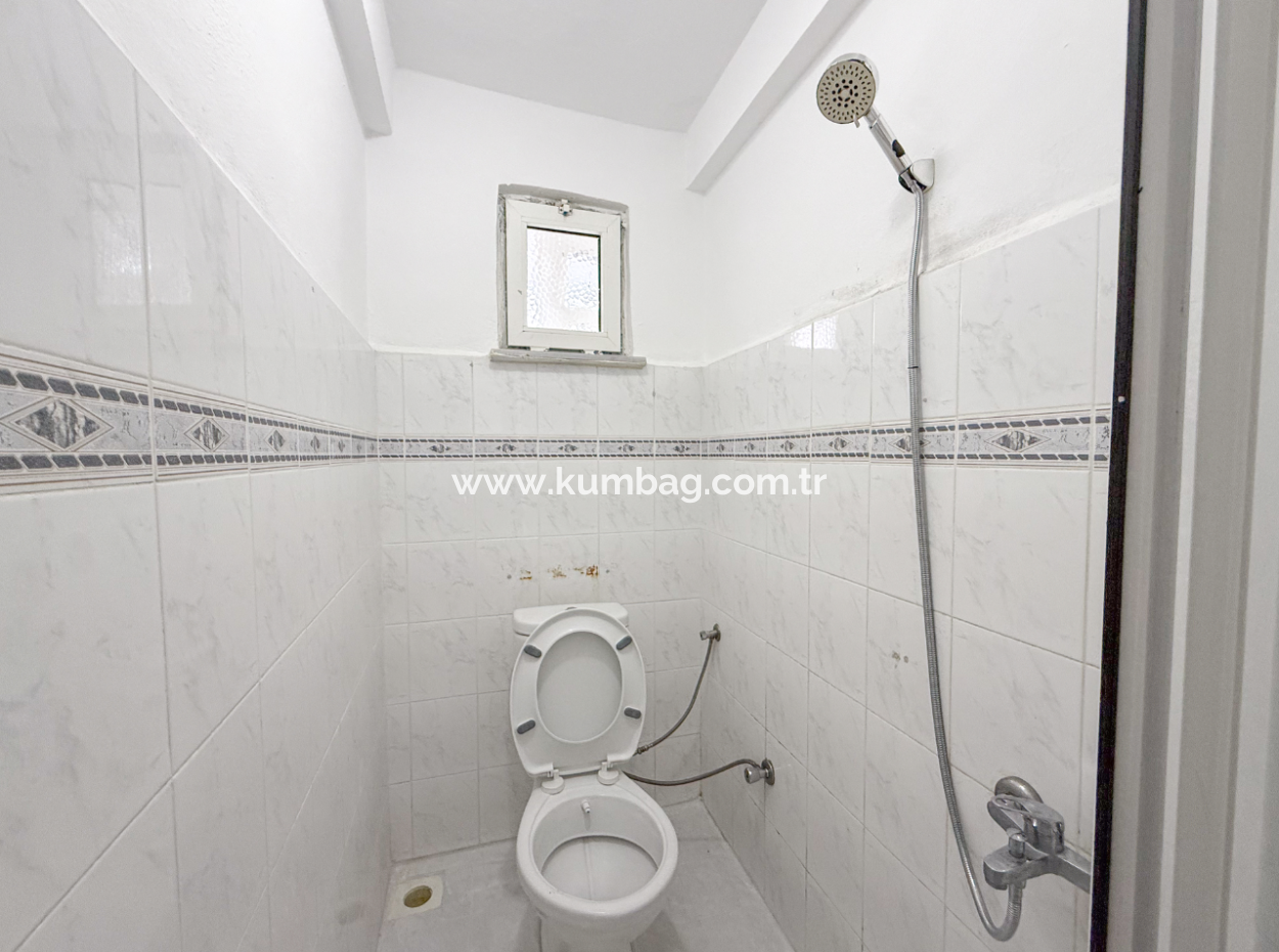 1 1 Rent With Double Balcony In A Seafront Building On Kumbağ Promenade