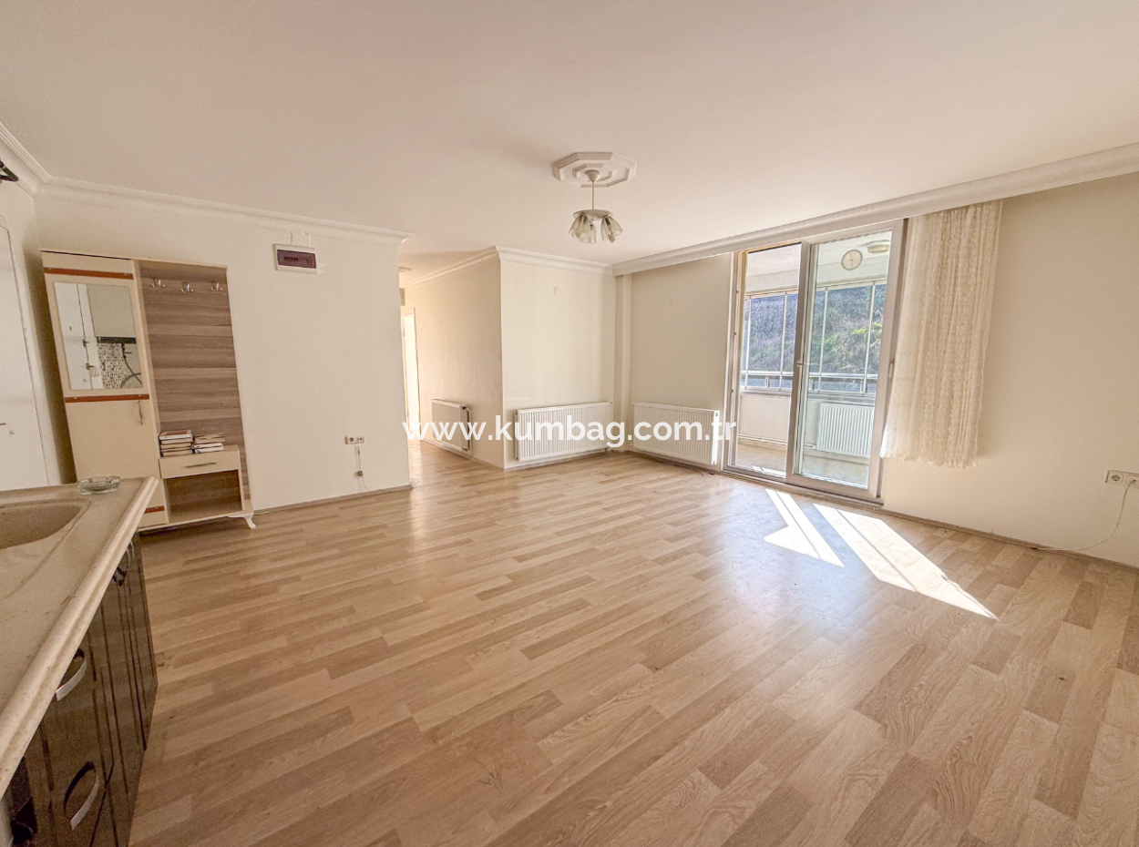 Large And Spacious 2 1 Flat For Sale In A Complex With Pool In Kumbağ 