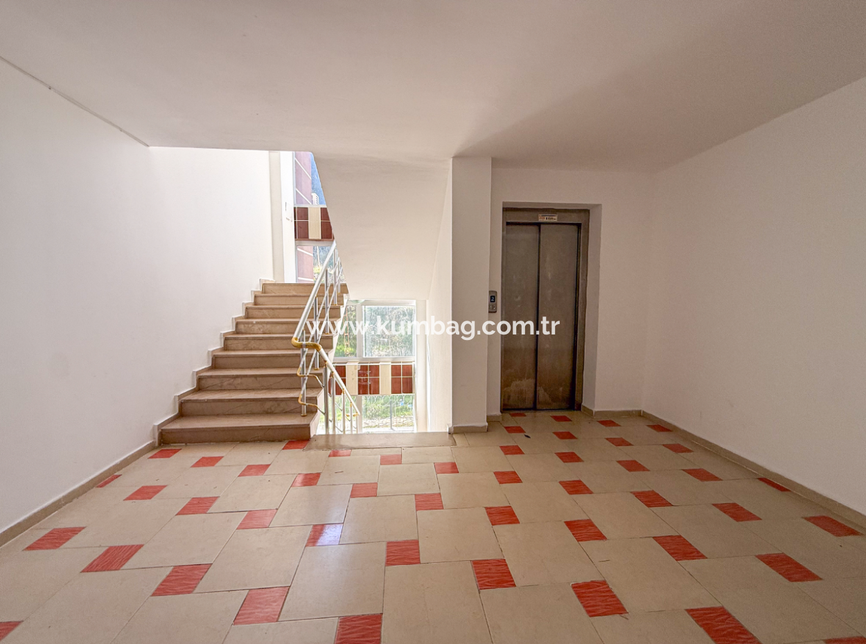 Large And Spacious 2 1 Flat For Sale In A Complex With Pool In Kumbağ 