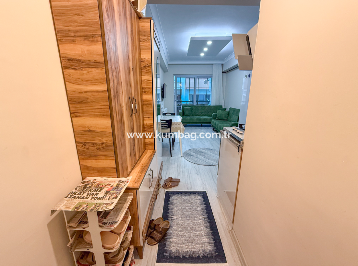 1 1 Apartment For Sale With Central Occupancy In Kumbağ