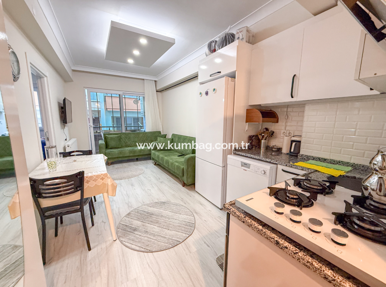 1 1 Apartment For Sale With Central Occupancy In Kumbağ