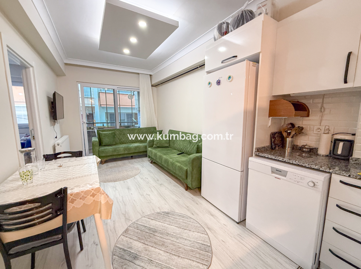 1 1 Apartment For Sale With Central Occupancy In Kumbağ