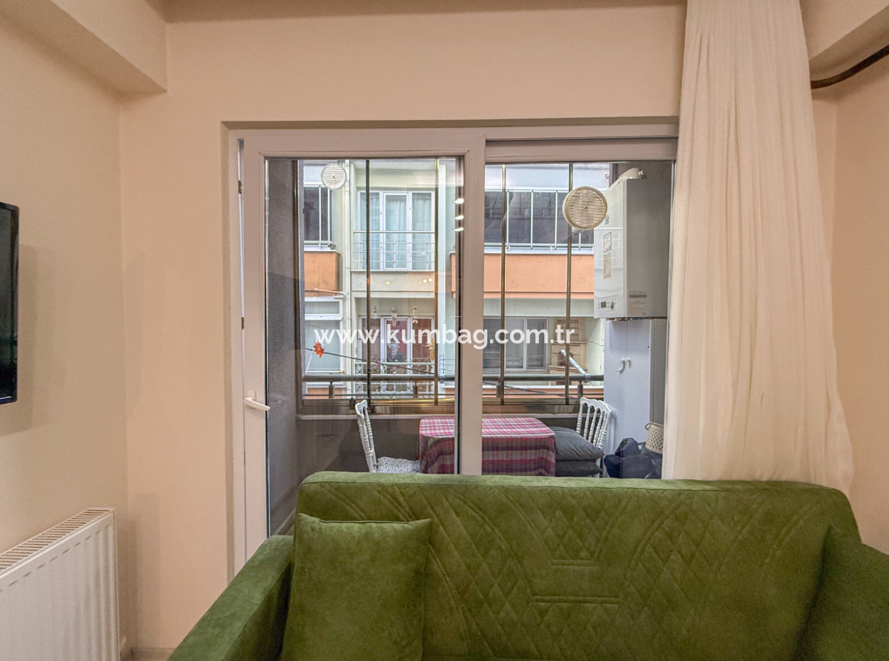 1 1 Apartment For Sale With Central Occupancy In Kumbağ