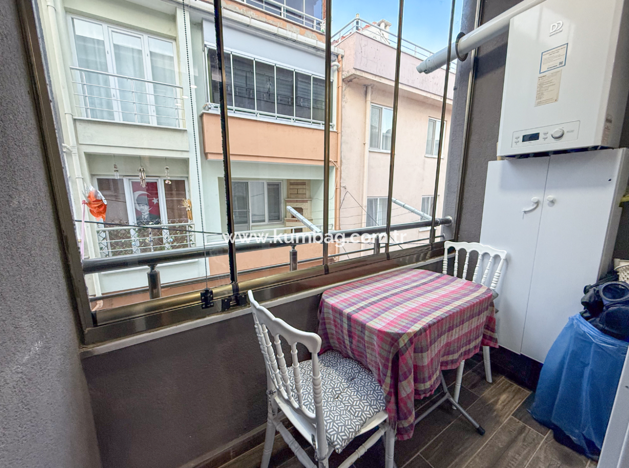 1 1 Apartment For Sale With Central Occupancy In Kumbağ